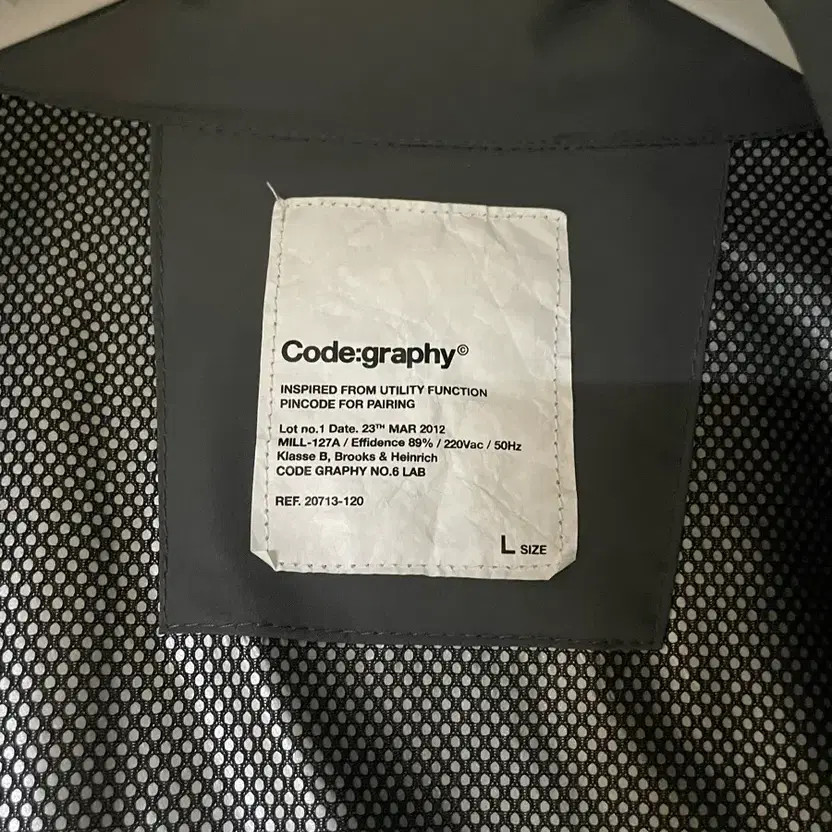 Codegraphy Monster Short Padded Jacket Charcoal L - image 7