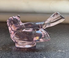 Mosser Glass - MINI Bird PASSION PINK Window Shelf Sitter 3" - SLIGHT GLOW
