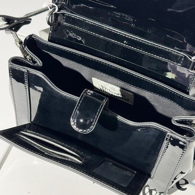 Vivienne Westwood Hazel Medium Shoulder Bag Patent Leather Black F