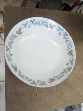 Vintage Fine China Japan Leaves Grapes 6701 Soup/Salad/Pasta Bowl