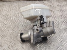 Maître-cylindre de frein Porsche CAYENNE