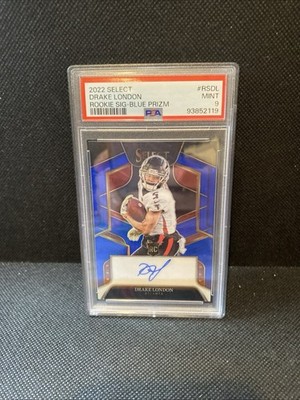 2022 Panini Select - Rookie Signatures Drake London Blue Prizm /75 PSA 9