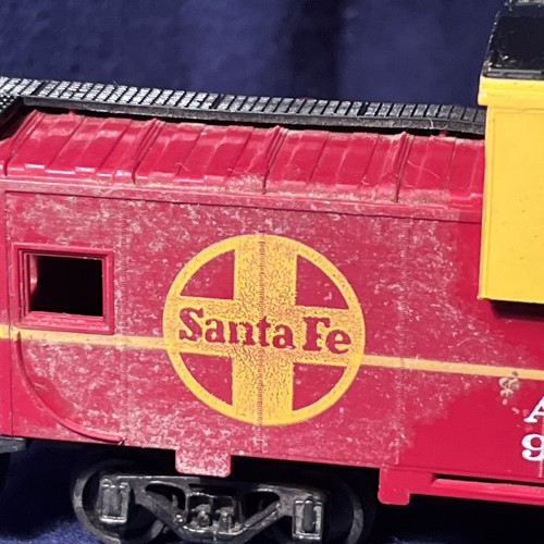Santa Fe ATSF Red 999628 Caboose Car - Picture 9 of 9