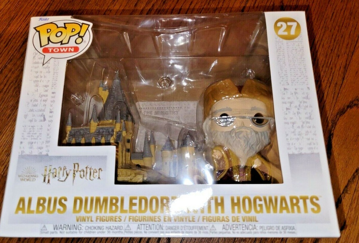 Funko Pop! Town: Harry Potter 20th Anniversary - Dumbledore