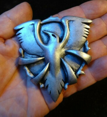 Battletech Raven Alliance badge pin