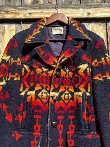 Vintage 70s Pendleton High Grade Western Wear Aztec Print Wool Ranch Coat Large - Picture 3 of 15