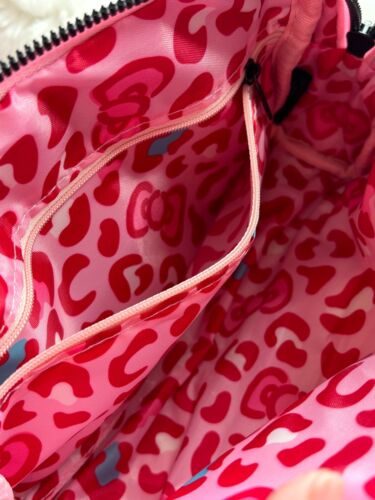 NWOT Hello Kitty Impressions Pink Cosmetic Bag 9" x 5" x 2.75" - Picture 12 of 13