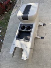 07-13 Gm Truck Grey Leather Floor Center Console Armrest Lid Assembly Oem 07-13 Gm Truck Grey Leather Floor Center Console Armrest Lid Assembly Oem