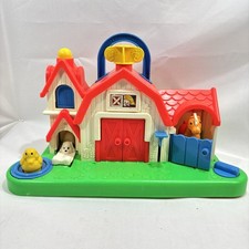 VTG 1987 Fisher Price Farm Animal Sounds Barn Moo Cow Activity Playset Toy