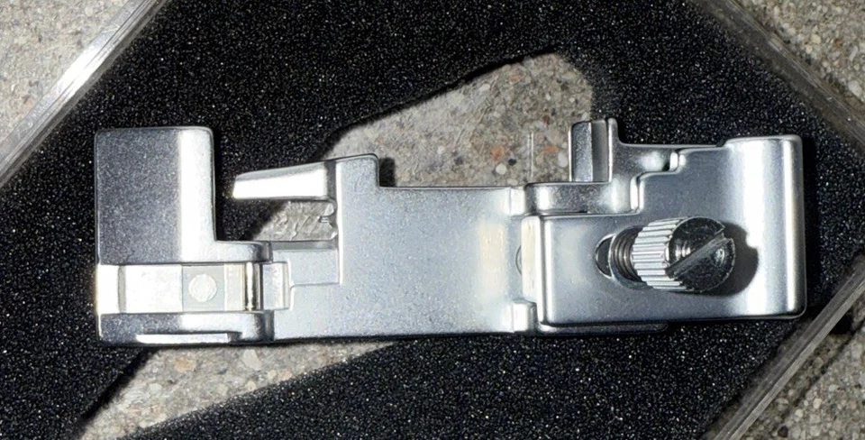 Authentic Pfaff Hobbylock Serger ELASTIC GATHERING FOOT 780 Series-NEW Old Stock - Image 2 of 4