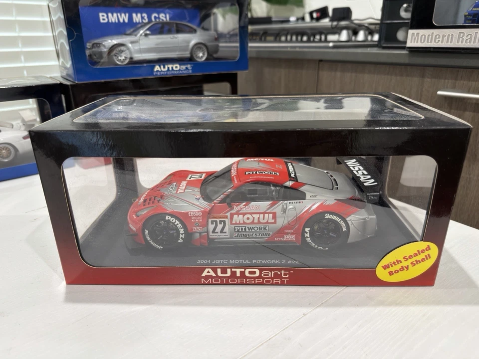 1:18 AUTOART Nissan 350Z Nismo - 2004 JGTC Motul Pitwork race car #22 - Photo 1/1