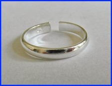 Sterling Silver (925)  Adjustable  Toe  Ring  Plain Band !!         Brand New !!