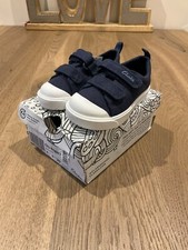 Clarks City Bright T Toddler Canvas Shoe Trainers Navy Size 4 G NEW FREE POST