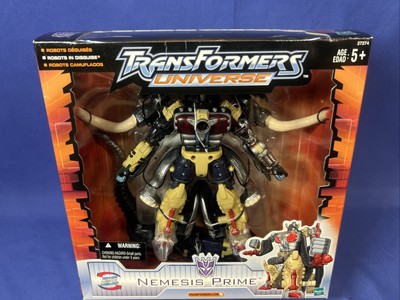 TRANSFORMERS UNIVERSE NEMESIS PRIME 2004 SEALED