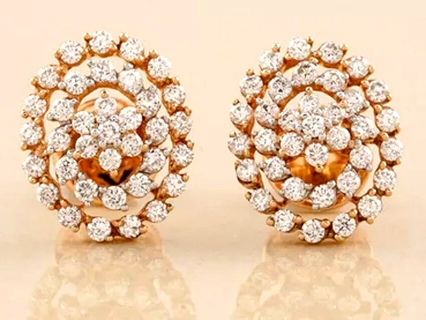 Black friday diamond stud earrings deals
