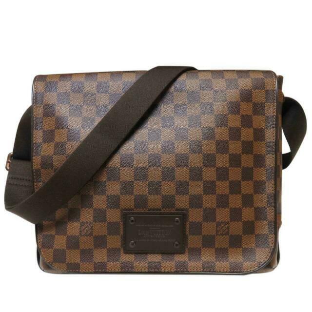 Men's Louis Vuitton Damier Ebene Monogram Messenger MM Bag. For Sale at  1stDibs