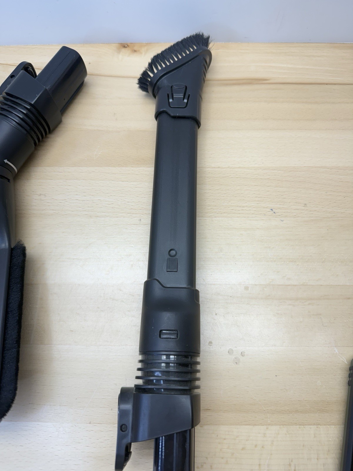 Shark Anti-Allergen Dust Brush And Crevice Tool Vacuum Attachment IZ400 IZ500