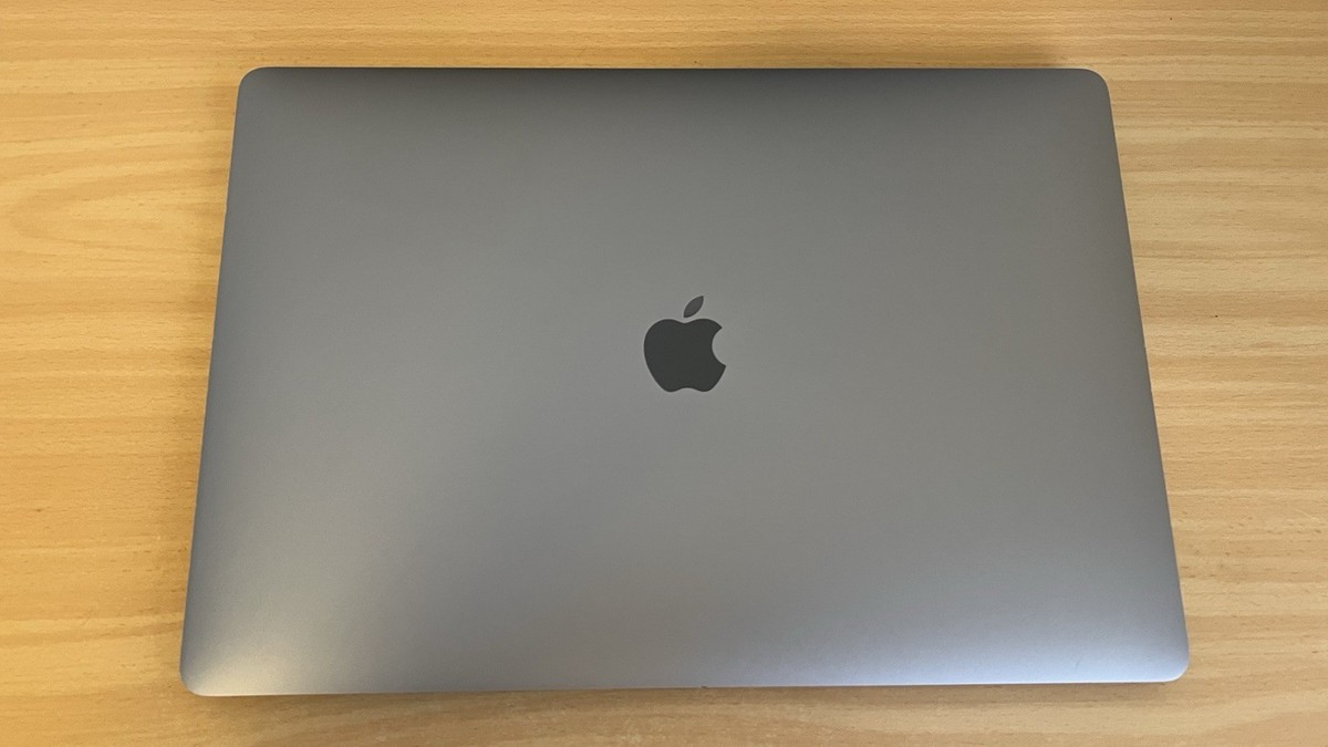 MacBook Pro 16インチ 1TB 2019 Apple MacBook Pro 16 Zoll (1TB SSD, Intel Core i9 9. Gen, 4,80GHz
