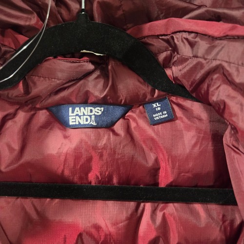 LANDS' END Size XL Burgundy Squall Hooded Down Coat 600 Down - Picture 6 of 13