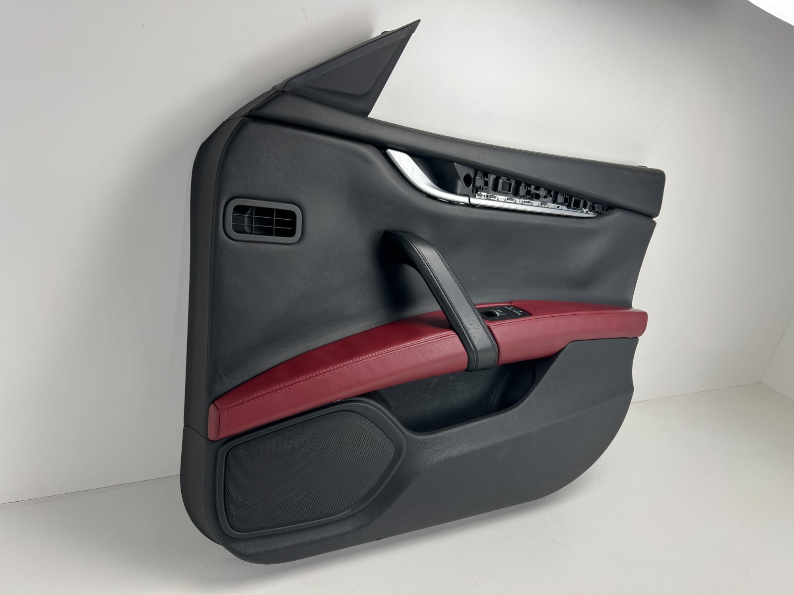 2014 - 2020 MASERATI GHIBLI FRONT RIGHT PASSENGER SIDE INTERIOR DOOR PANEL BLACK
