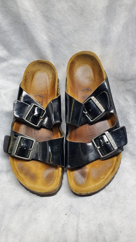 Zapatos planos Birkenstock Arizona para mujer talla 37 EE. UU. 6 charol negro con hebilla Foto 2 de 4