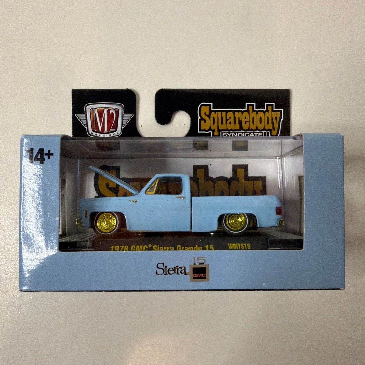 M2 Machines Squarebody Syndicate 1978 GMC Sierra Grande 15 Gold