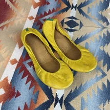 Tieks by Gavrieli Yellow Mustard Leather Foldable Ballet Shoes Size 7 **Scuffs