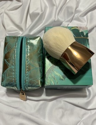 KIKO MILANO Unexpected Paradise Collection Luxury Kabuki Makeup Brush + Pouch 