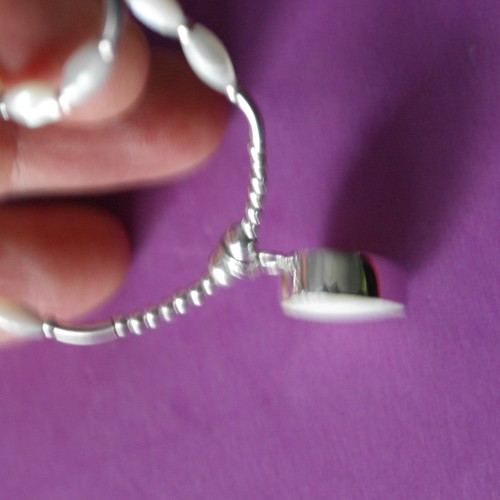 Beautiful Necklace With Silver And Mother Of Pearl 15" Inc.Long + Pendant - Picture 8 of 10