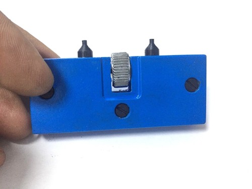 Verstellbares Uhrenreparatur-Tool-Kit Gehäusebodenöffner Abdeckung Entferner Schraubenschlüssel UK - Bild 5 von 9