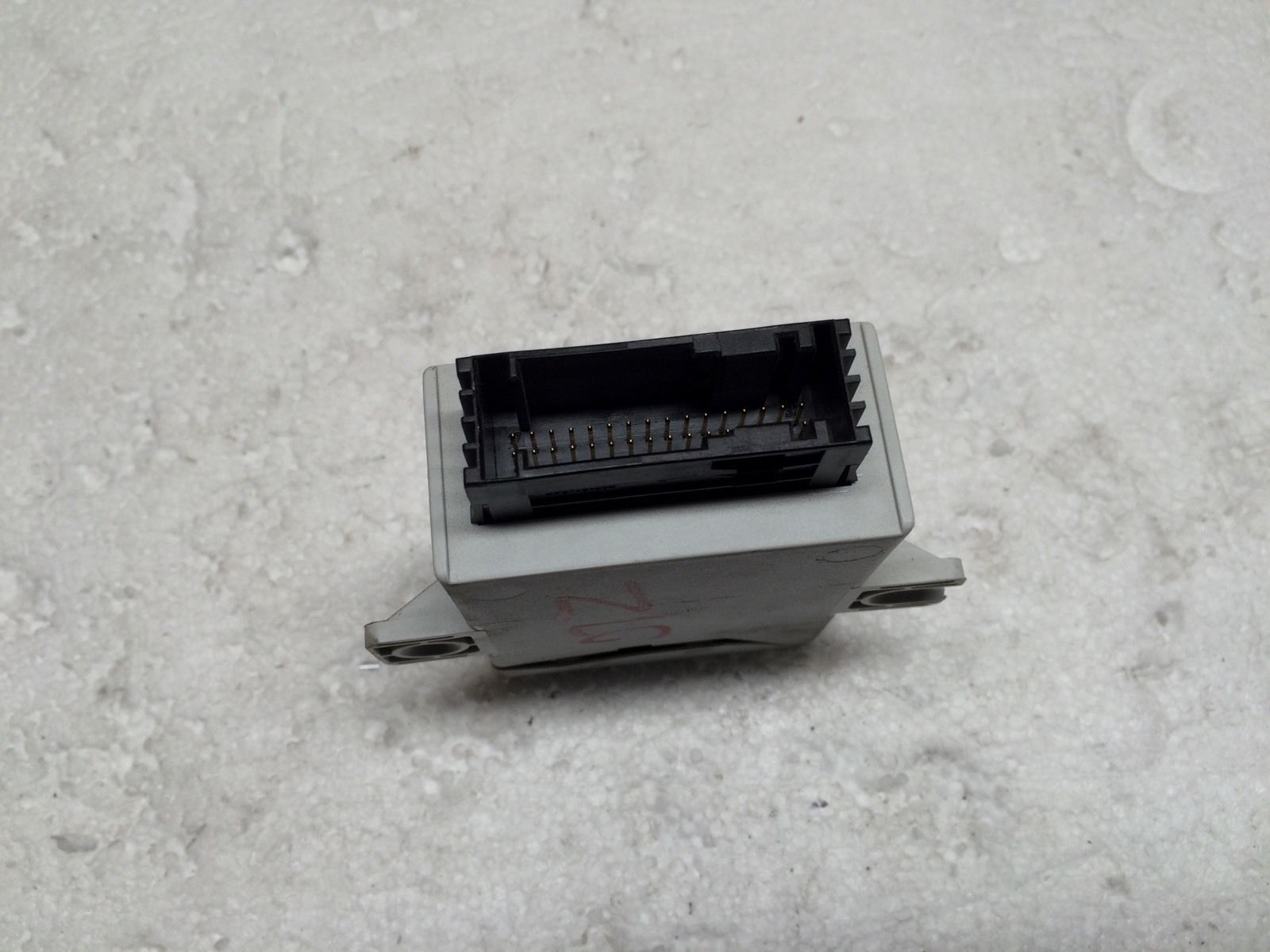 20032008 BMW E85 E86 Z4 TIRE PRESSURE MONITOR RDC CONTROL MODULE