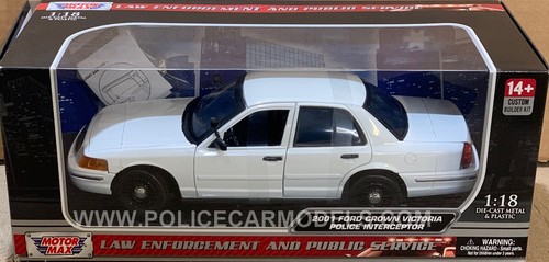 Motormax 2001 Ford Crown Victoria 1/18 LAPD Los Angeles Police