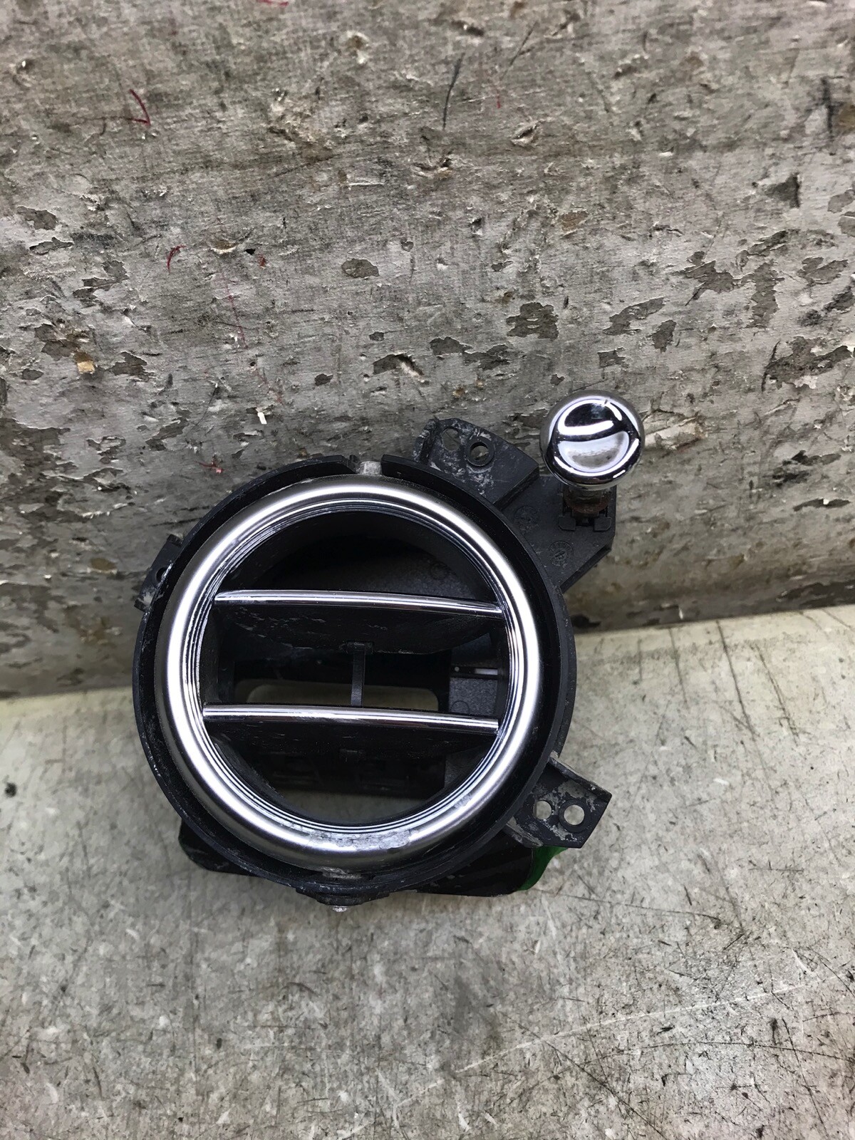 13 14 15 16 17 18 Bentley GT Left Driver Dash Air Vent