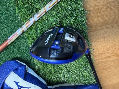 Mizuno JPX 900 Driver + 2 Premium Schäften   Speeder Evo II & Tensei AV   Top