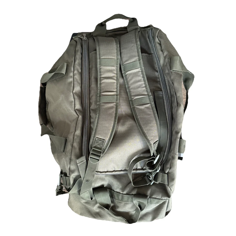 SOG Mochila Tática Grande Saída Duffel Molle Euip Bolsa de Engrenagem Verde Exército Nova Com Etiqueta - Imagem 2 de 4
