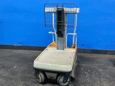 Crown Wave Work Assist Vehicle Lift Wav50-118 Crown Wave Work Assist Vehicle Lift Wav50-118