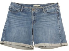 Levi's Women's Classic Short Mid Rise Cuffed Blue Denim Shorts Medium Wash 20W