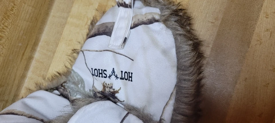 Real Tree Hot Shot Brown Faux Fur buckle Thinsulate Lined Tree Warm Bomber Hat - Image 2 of 4