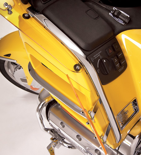 SHOW CHROME - Fairing Face Molding Chrome | 52-643