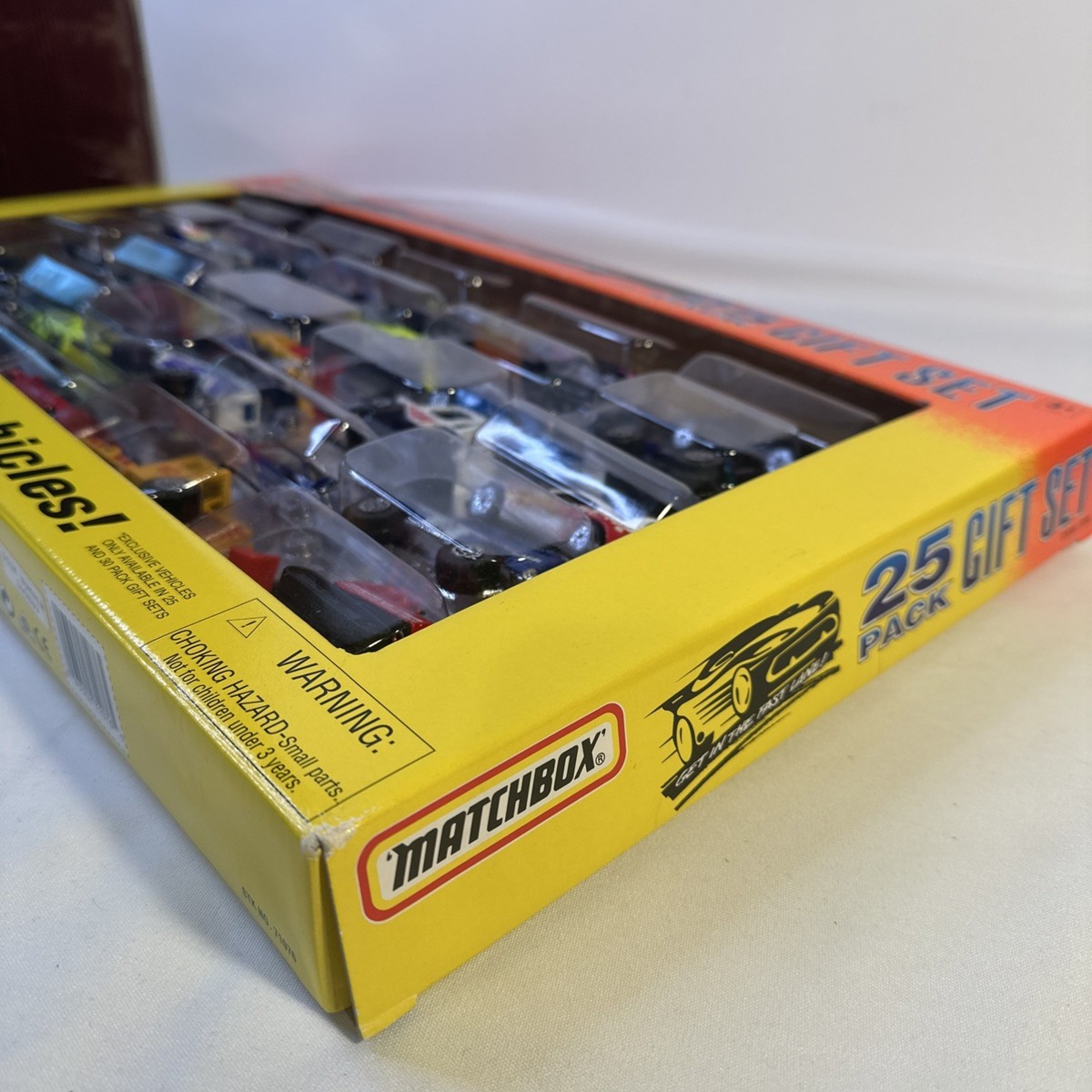 1996 Matchbox 25 Pack Gift Set -6 Exclusive Vehicles Vintage New