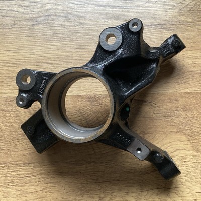 Genuine Ford Fiesta Front NEARSIDE Wheel Knuckle Spindle Mk7 