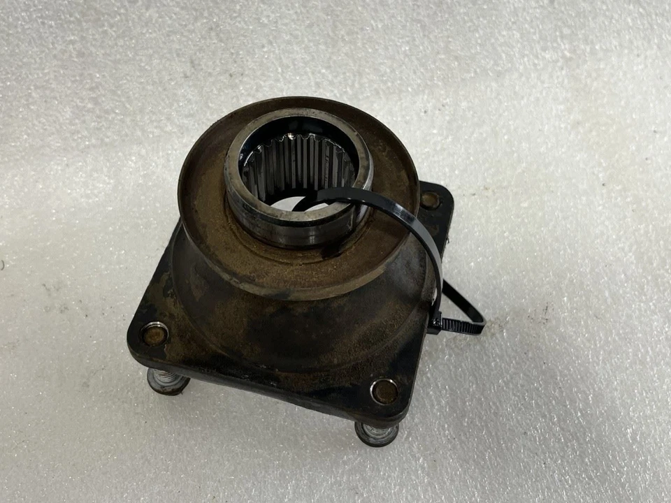 2004 2005 2006 2007 CHEVROLET COLORADO TRANSFER CASE DRIVESHAFT BRACKET 4x4 3.5L - Image 3 of 3