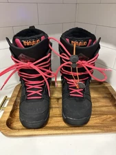 ThirtyTwo Women's Winter Snowboard Boots, Black with Pink Laces