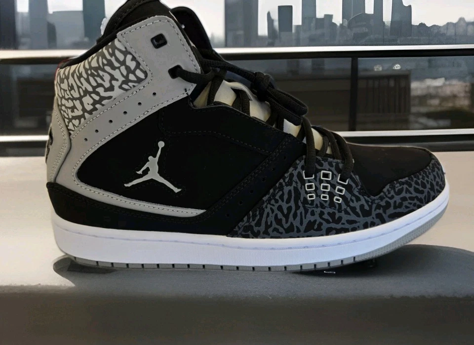 Zapatilla deportiva Jordan 1 Flight Mid para hombre - negra/gris/elefante Foto 2 de 4