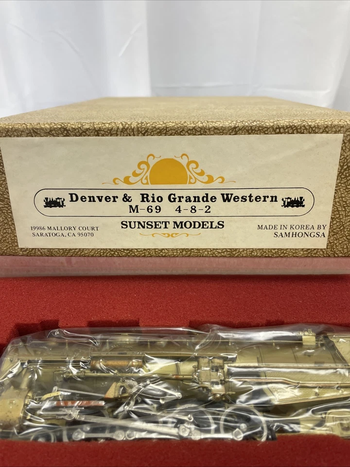 Sunset Models Brass Model Train Denver&Rio Grande Western M-69 4-8-2 Ho Scale! - Image 2 of 4