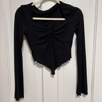 Women s Black Solid Long Sleeve Cropped Ruched Ruffle V-Neck Stretch Top