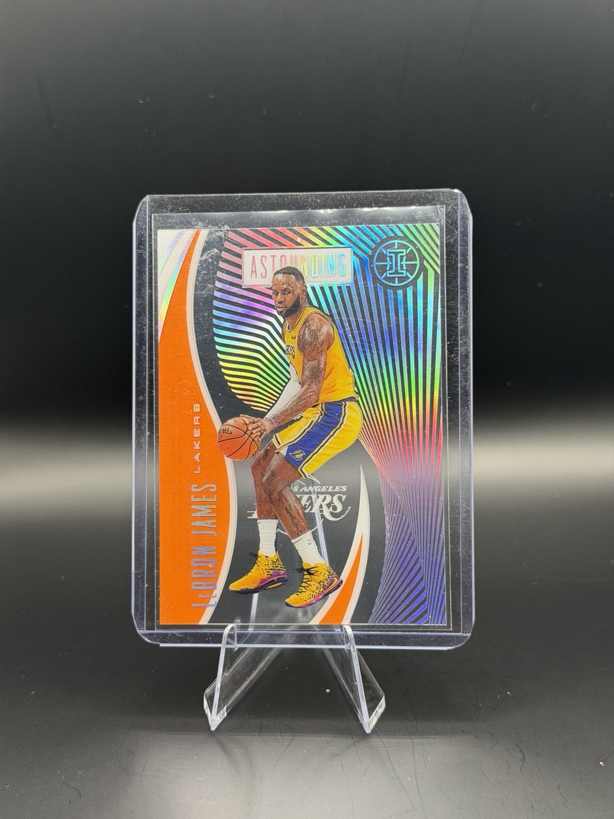 2019-20 Panini Illusions - Astounding LeBron James #9 Orange