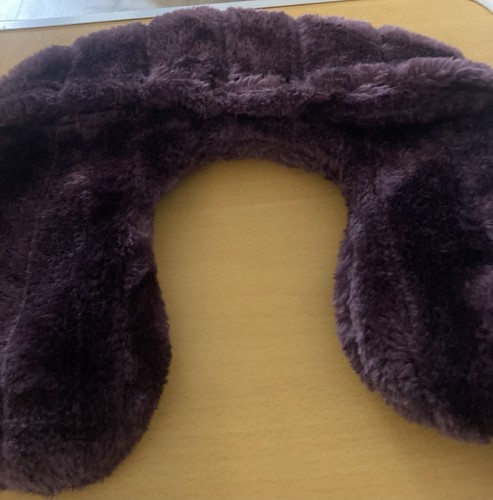 PURPLE NECK & SHOULDER HOT WATER BOTTLE STRESS PAIN RELIEVER WARM BNWOT NEW XMAS - Picture 5 of 7
