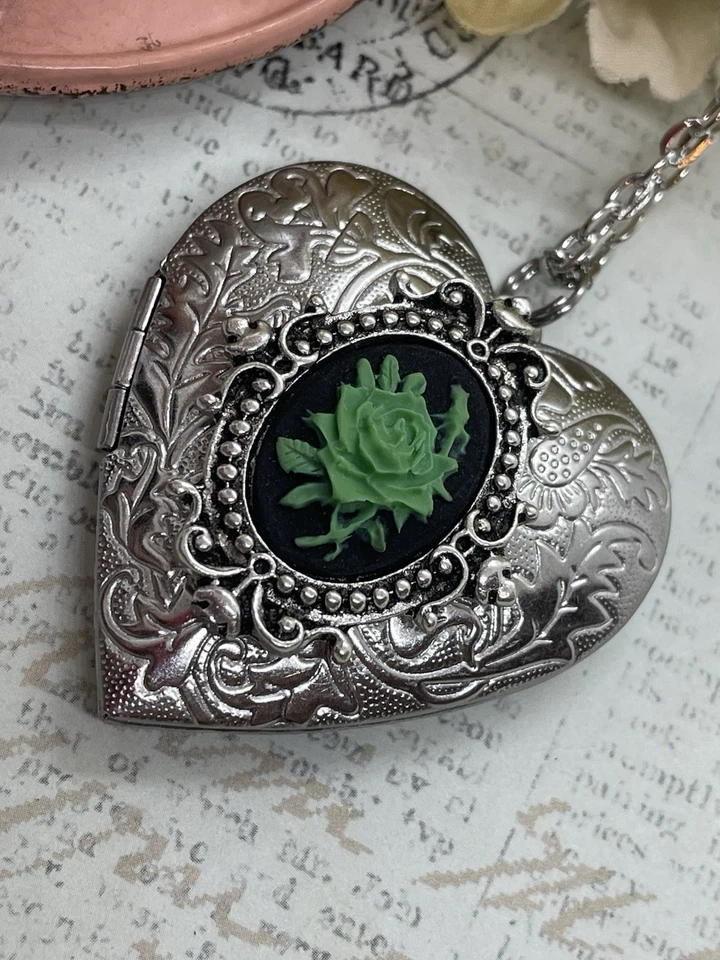 Corazón Plata Medallón Verde Rosa Gótico Negro Collar Foto Novia Boda Novia Foto 2 de 4