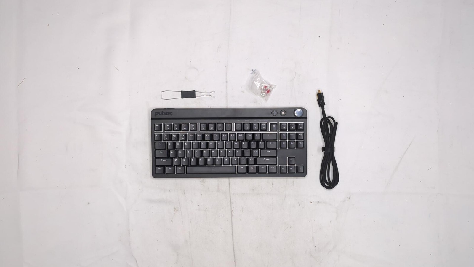 *PROBLEM* Pulsar Xboard Ms Mechanical Gaming Keyboard, 35k S